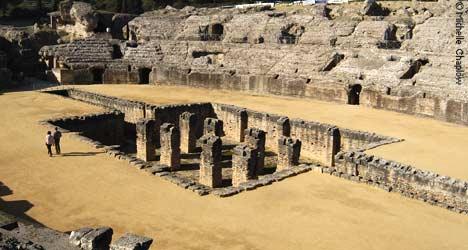 © MVC Italica was the first Roman city in Spain