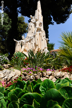 © Michelle Chaplow Glorious Entrance to Las Cuevas de Nerja © Michelle Chaplow Glorious Entrance to Las Cuevas de Nerja