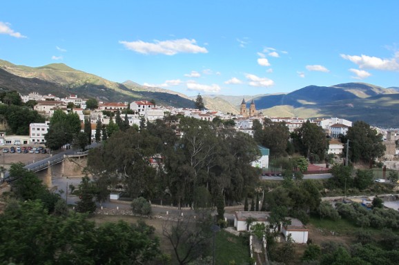 The town of Orgiva, the start of the Alpjuarras route. The town of Orgiva, the start of the Alpjuarras route.