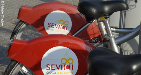 Go green in Seville with a tour by bicycle © Michelle Chaplow
