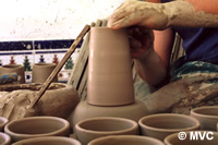 Make yourself a new set of ceramic dishes Make yourself a new set of ceramic dishes
