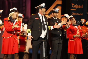 José Guerrero Roldán, 'El Yuyu' taking part in the pre-carnival singing competition. © Michelle Chaplow