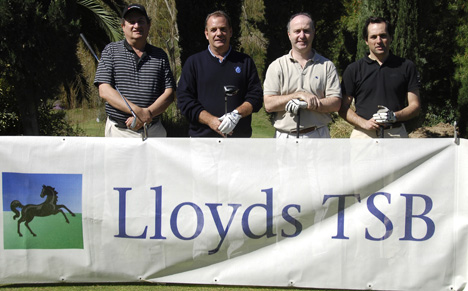 Team 10: Miguel Rodríguez Acosta, Chris McCarthy, Desmond O'Connor, Francisco Gómez.