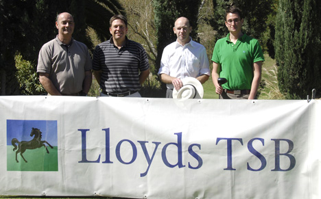 Team 9: Simon Arlett, Ashley clinton, Nicholas Chappell, James Evans.