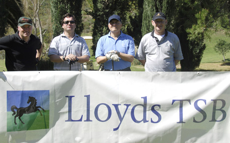 Team 8: Gary Edwards, Carlos Jiménez Dengra, Dr Roger Amar, Paul Smith.