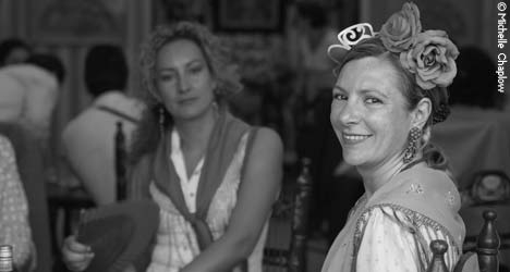 Each caseta is like an individual party with dancing and singing. © Michelle Chaplow