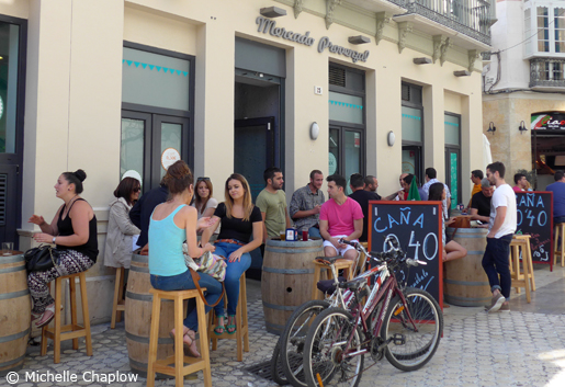 Malaga has lots to offer, whether you feel like tapas off a barrel or a three course dinner! © Michelle Chaplow Malaga has lots to offer, whether you feel like tapas off a barrel or a three course dinner! © Michelle Chaplow