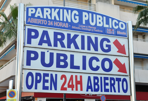 Car park in Marbella. © Sophie Carefull  