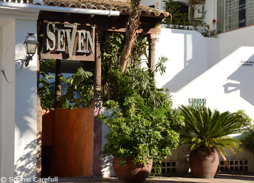 Free Bar - Nightlife In Puerto Banus, Marbella, Spain.