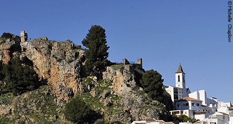 © Michelle Chaplow The castle was one of strategic importance, as views of other white villages can be seen all the way down to Málaga and the coast.