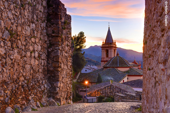 The cobbled streets with the rooftops of church of Santa María de la Meza ©Michelle Chaplow The cobbled streets with the rooftops of church of Santa María de la Meza ©Michelle Chaplow