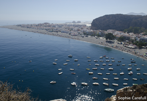 Calahonda beach with Punta de Carchuna at the west end. © Sophie Carefull Calahonda beach with Punta de Carchuna at the west end. © Sophie Carefull