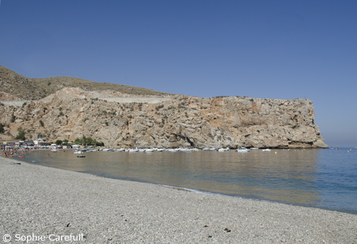 Playa de Calahonda has a mixture of sand and small pebbles. © Sophie Carefull Playa de Calahonda has a mixture of sand and small pebbles. © Sophie Carefull