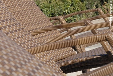 Relax with family and new friends in your new home in the sun © Michelle Chaplow