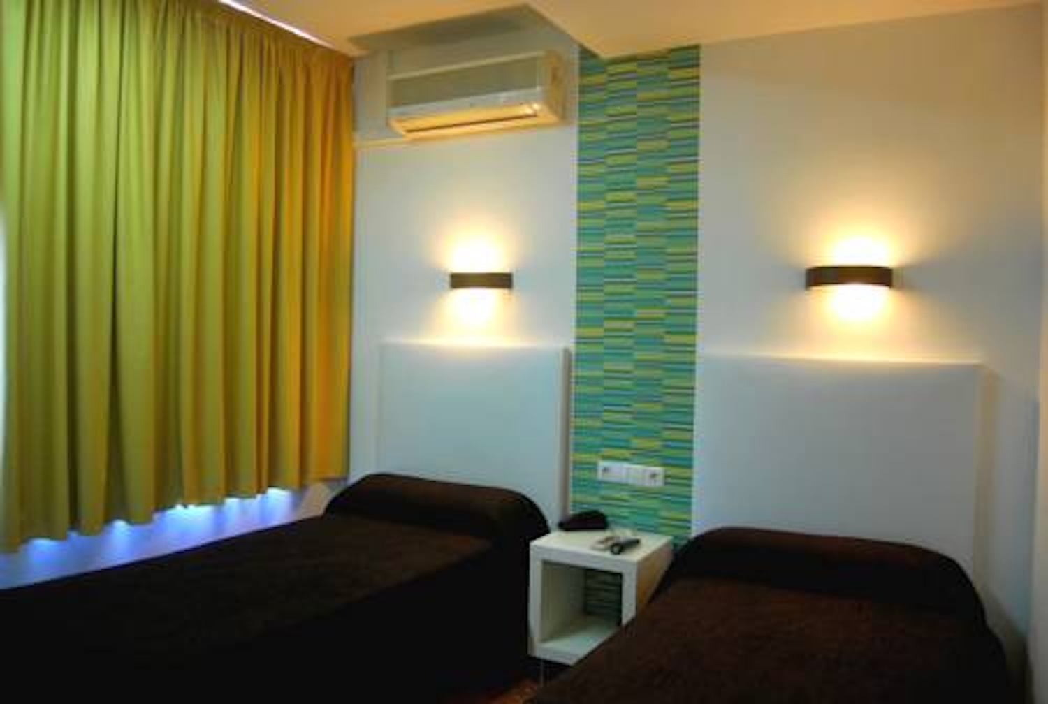 Hostal Estacion Ferrocarril © Michelle Chaplow