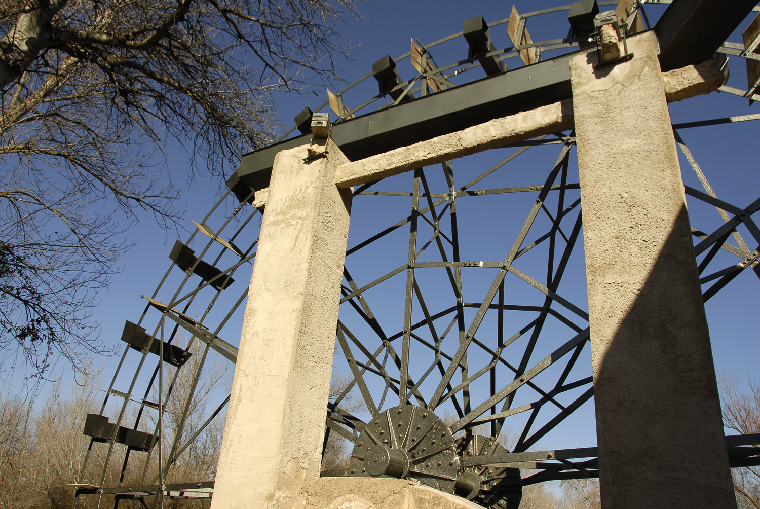 Noria de Aceña - Cuevas de San Marcos © Michelle Chaplow
