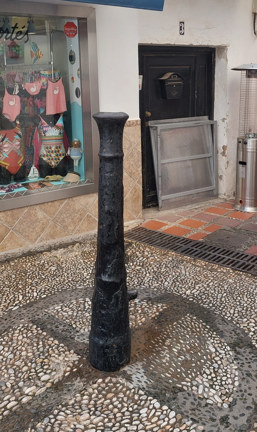 Cannon placed by Anna de Plombo at entrance to Orange Square Marbella
