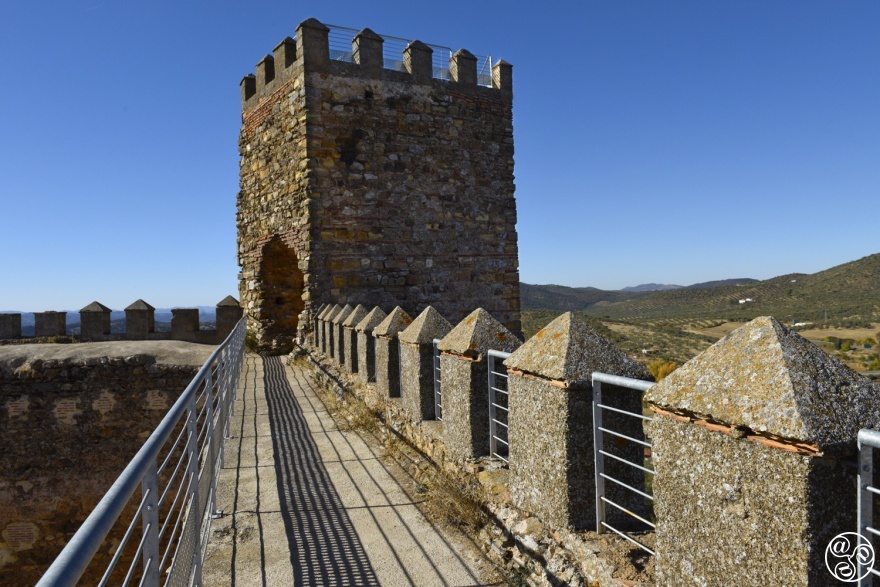 Walking the ramparts of Alanis castle (c) Michelle Chaplow