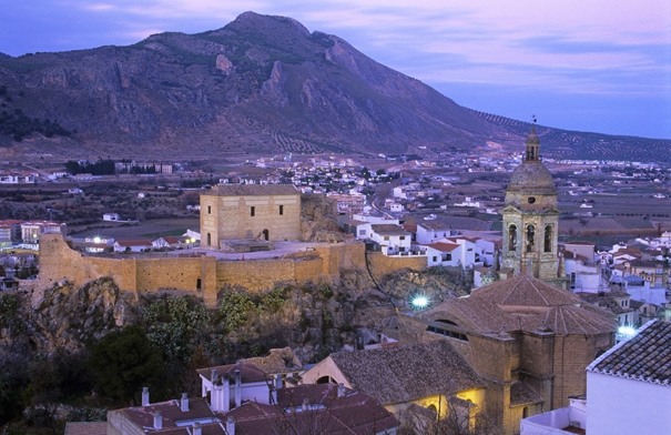 The town of Loja, in the province of  Granda at dusk © Michelle Chaplow