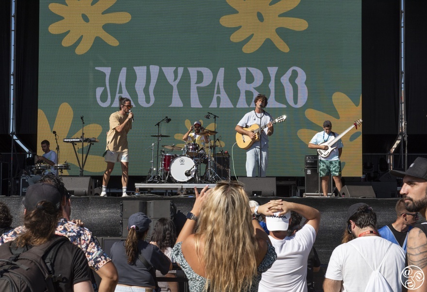 Javypablo from Malaga opening on the Alhambra stage © Michelle Chaplow