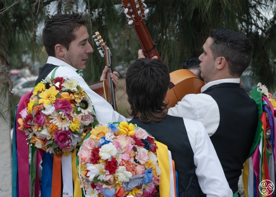 Musicians break into sponteneous practice in every corner of the park. © Michelle Chaplow