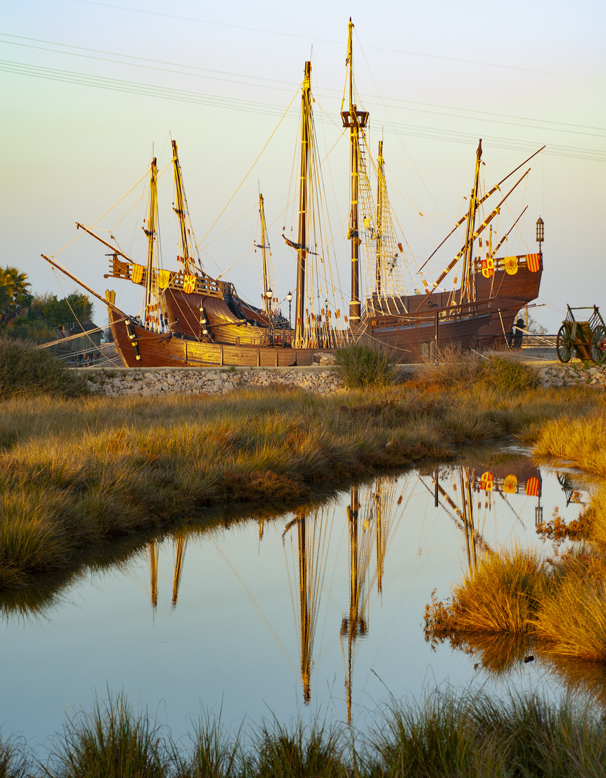 Muelle de las Carabelas (Wharf of the Caravels) © Michelle Chaplow