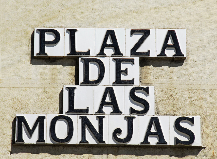 Plaza de Las Monjas © Michelle Chaplow