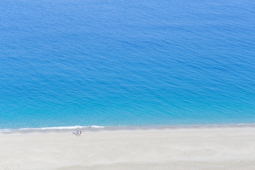Pristine, sun-soaked beach in Almeria © Michelle Chaplow