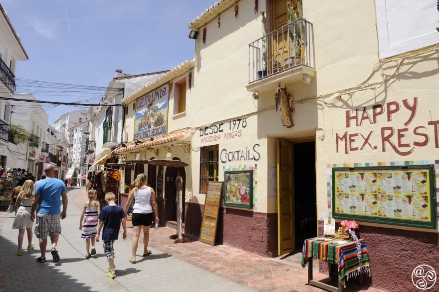 Excursioin form Nerja © Michelle Chaplow