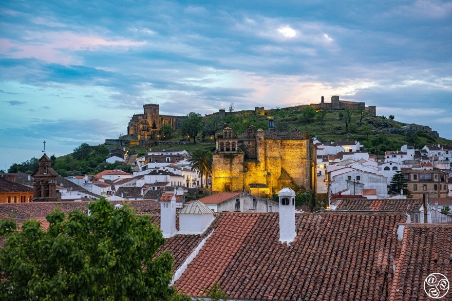 Twilight in Aracena © Michelle Chaplow