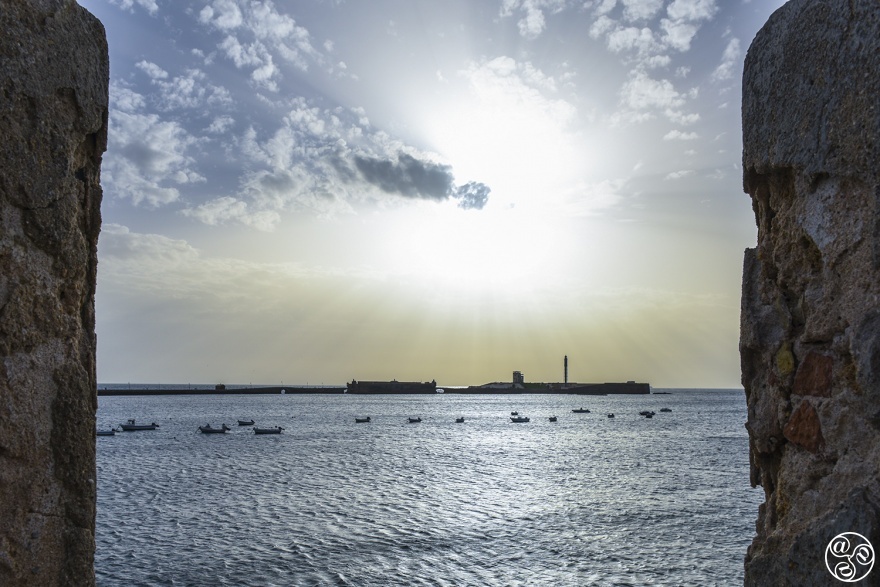 Views to The Castillo de San Sebastián © Michelle Chaplow 