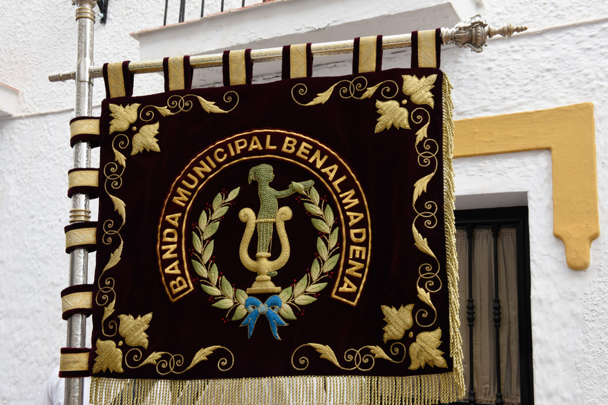 The Municipal band accompanies Corpus procession through narrow streets of white village © Michelle Chaplow
