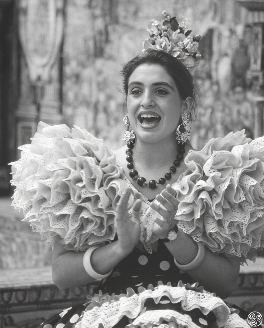 Trends in flamenca dress sleeves, jewellery, and hair accessories from 1996. © Michelle Chaplow