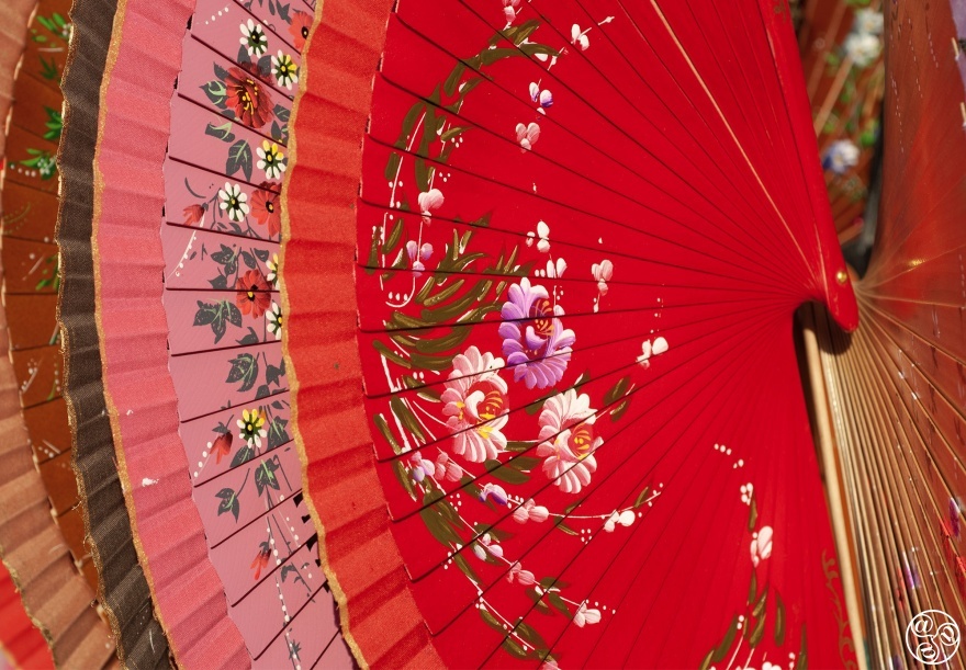 Don´t leave your hotel without a fan during summertime in Seville. © Michelle Chaplow