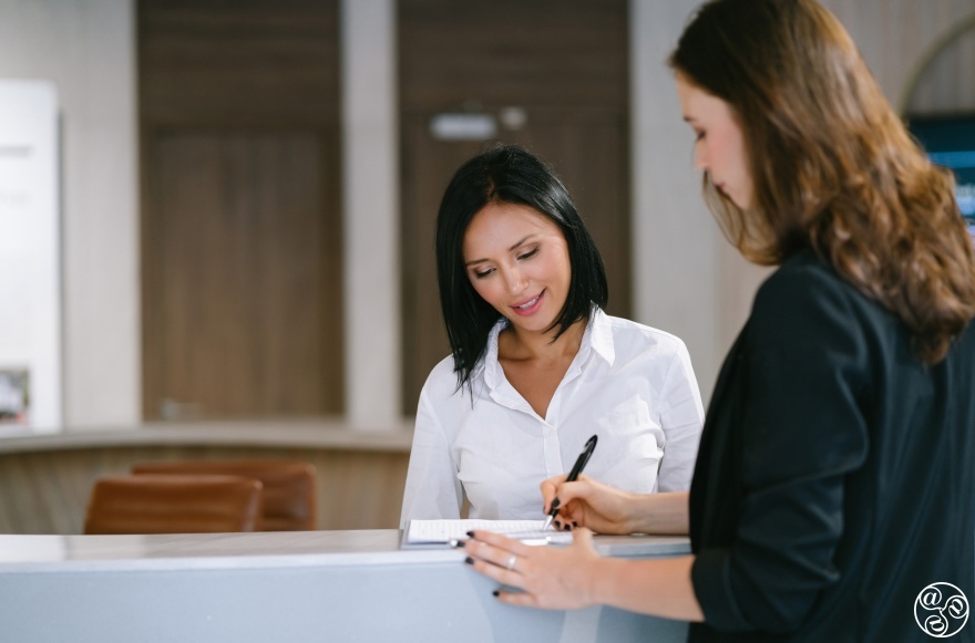 Try to turn every day appointments in your daily life into an opportunity to practice the language © istock
