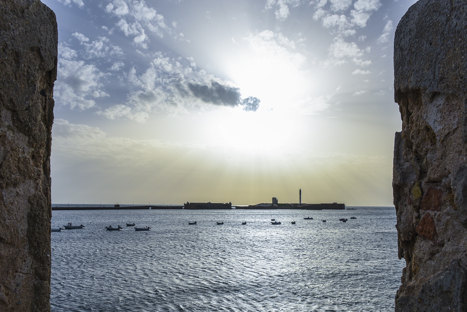 Views to The Castillo de San Sebastián © Michelle Chaplow 