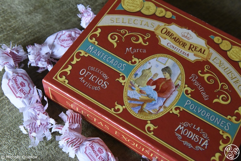 Polvorones recipe, Christmas food of Andalucia, food and drink of Andalucia, Spain