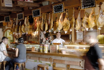 La Taberna del Puerto © Michelle Chaplow