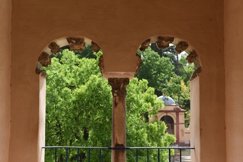 Discover the Alcázar gardens © Michelle Chaplow