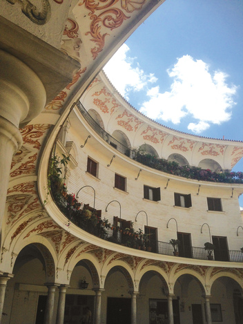  Plaza Cabildo in Seville © Fiona Flores Watson