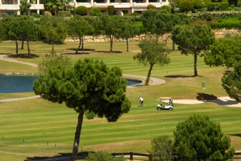 Golf Course in Benahavis © Gonzalo Alvarez