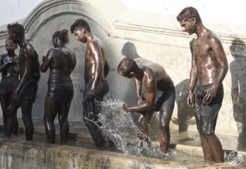 Cooling off in a fountain in Baza © Michelle Chaplow