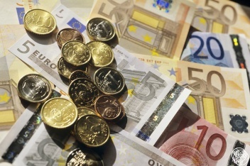 Euros © Michelle Chaplow