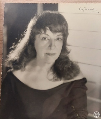 Ana de Pombo, print in the Museo Grabados Marbella