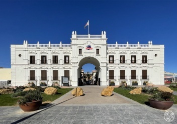 McArthur Glen designer outlet Malaga © Michelle Chaplow