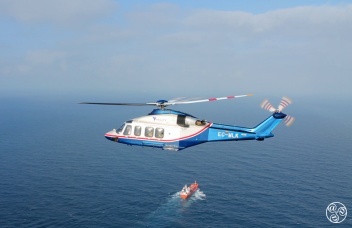 Helicopter tours 