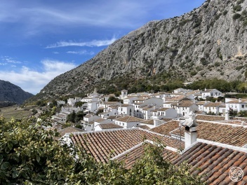 You will find stunning views of Villaluenga del Rosario from the village mirador © Michelle Chaplow