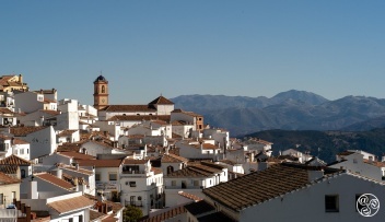 Off the beaten track in Algatocin  © Michelle Chaplow