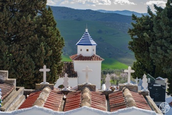 The historic cemetery of Villanueva de la Concepción © Michelle Chaplow