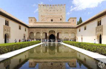  El Patio de los Arrayanes (Courtyard of the Myrtles) © Michelle Chaplow